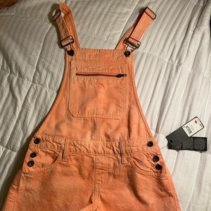 GUESS Denim Overall Shorts (PINK)